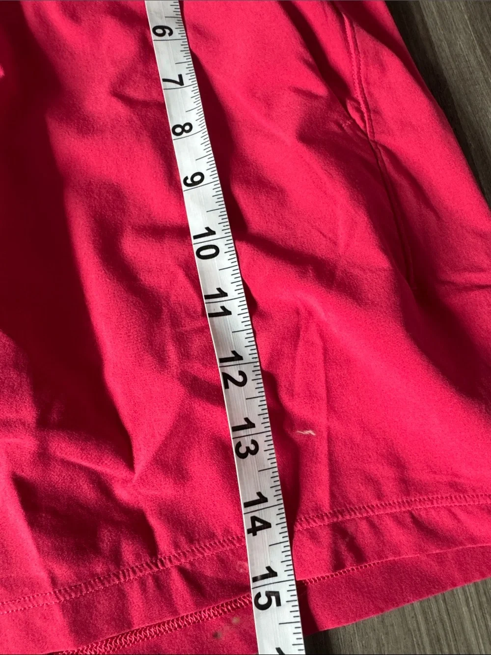 Lululemon Mens Shorts Size large red/pink Breaker Performance Running athletic